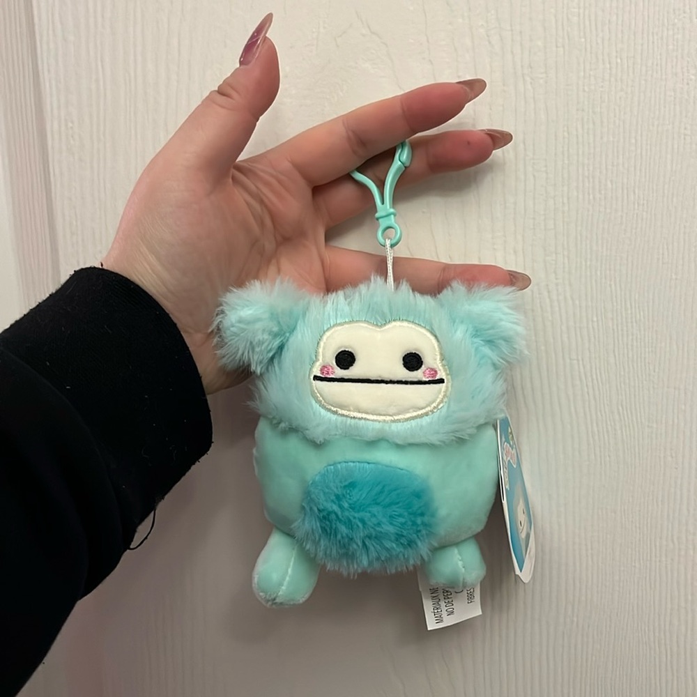 Joelle the Bigfoot 3.5” Clip Squishmallow